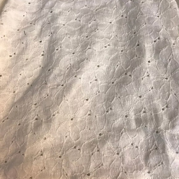 American Eagle floral shirt - Picture 4 of 4